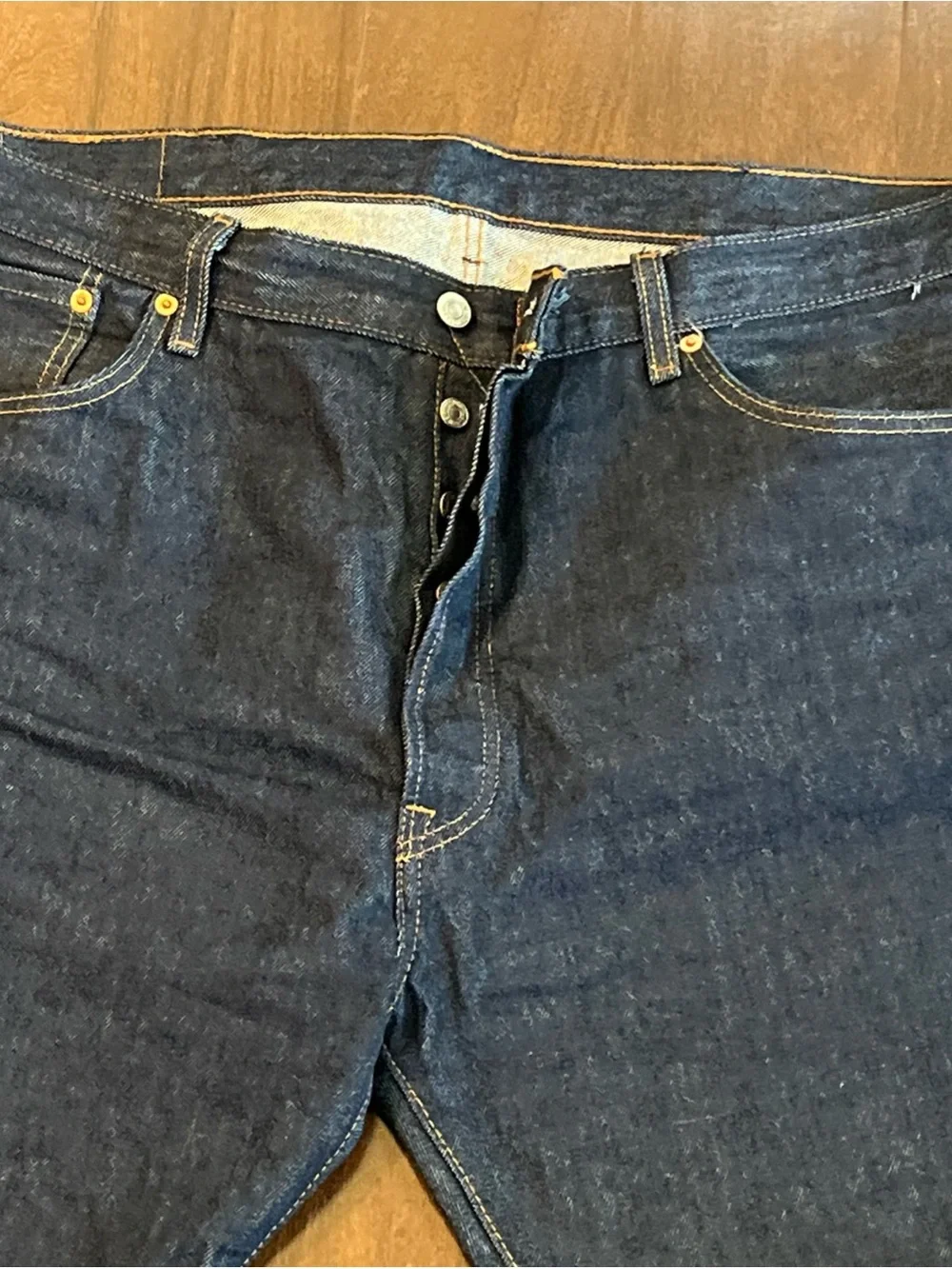 Levis classic dark
